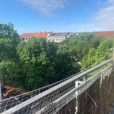 Schone Innenstadtwohnung Mit Terrasse * Leipzig