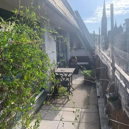 Schone Innenstadtwohnung Mit Terrasse * Leipzig