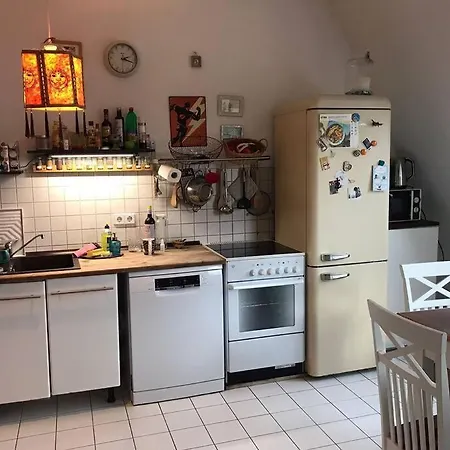 Schone Innenstadtwohnung Mit Terrasse * Leipzig